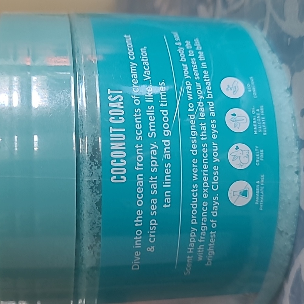 NIP Scent Happy 10 oz Body Scrub Coconut Coast - Picture 2 of 3